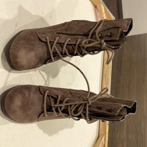 Tan Stacked Heel Combat Boots Size 10.